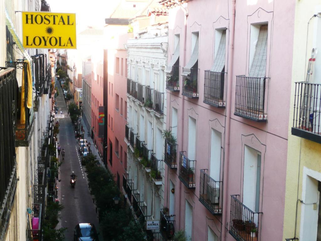 Hostal Loyola Madrid Extérieur photo